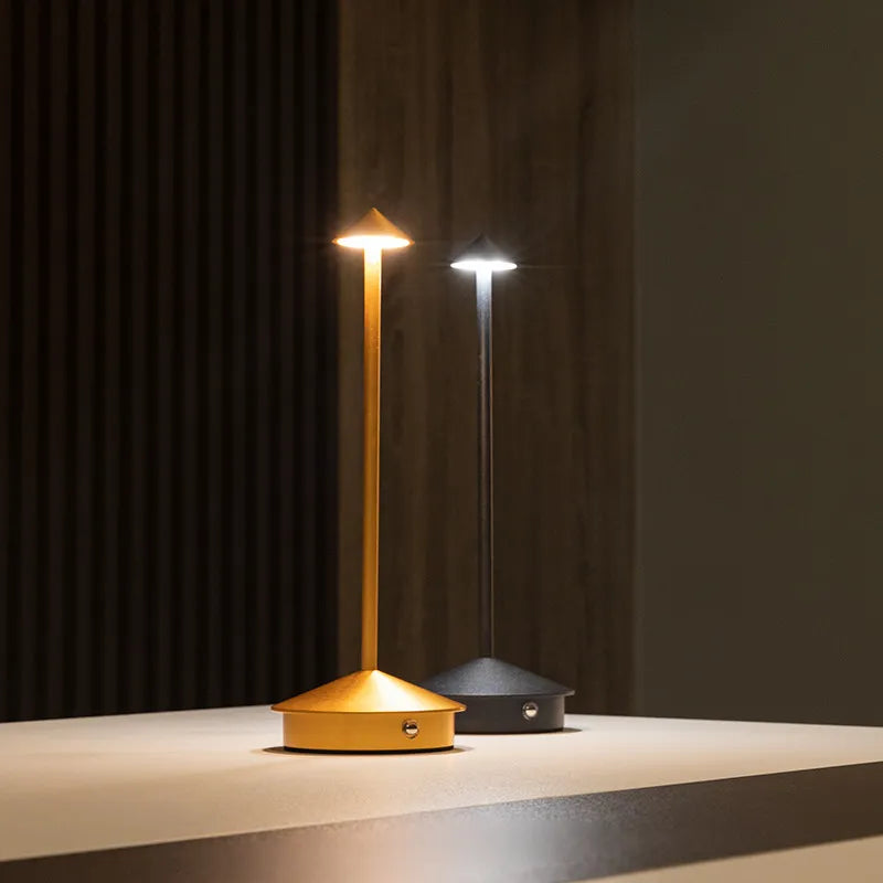 Modern Minimalist LED Table Lamp - DEHEERAN